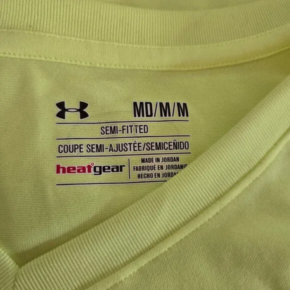 NWT Under Armour Womens Medium HeatGear V-Neck Semi-Fitted Shirt Neon Yellow - Picture 10 of 10
